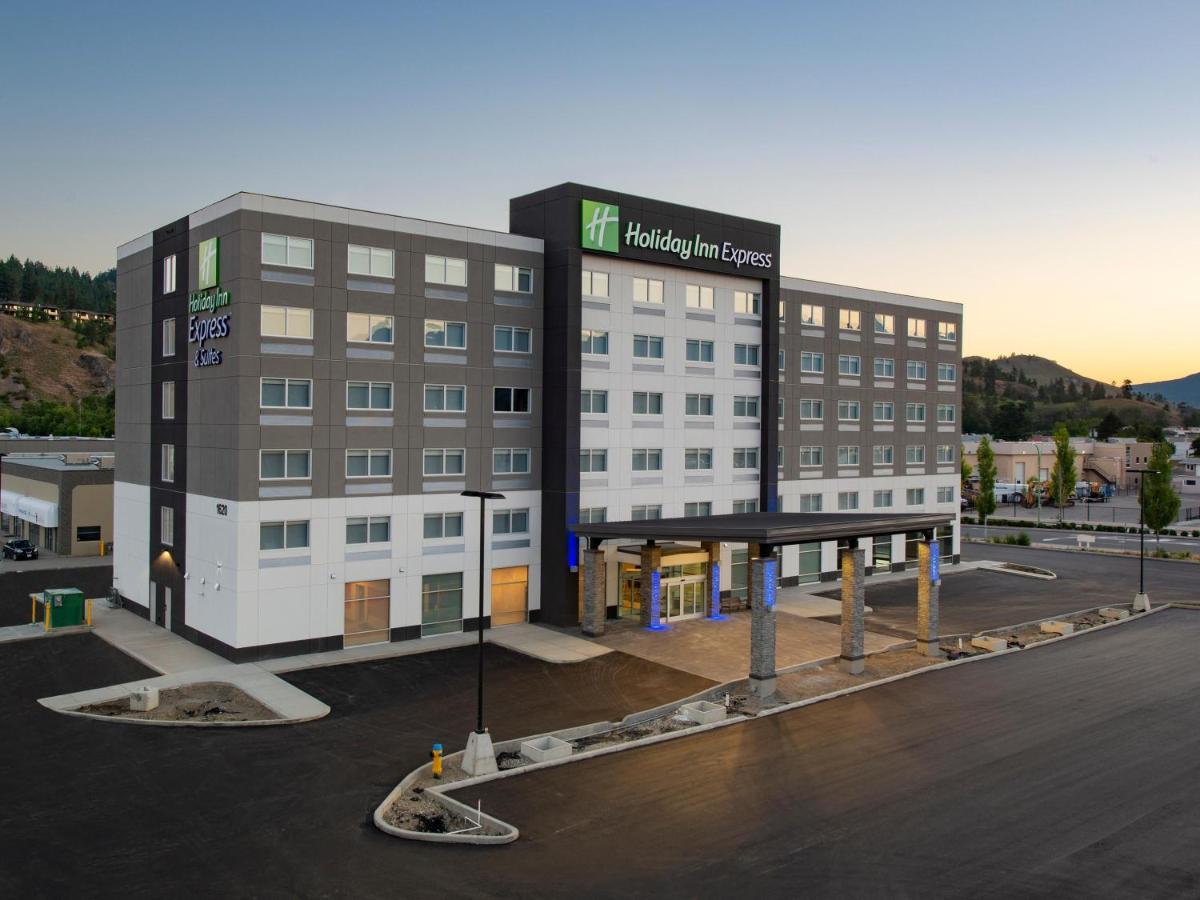 Holiday Inn Express & Suites - Brandon By Ihg Exterior foto