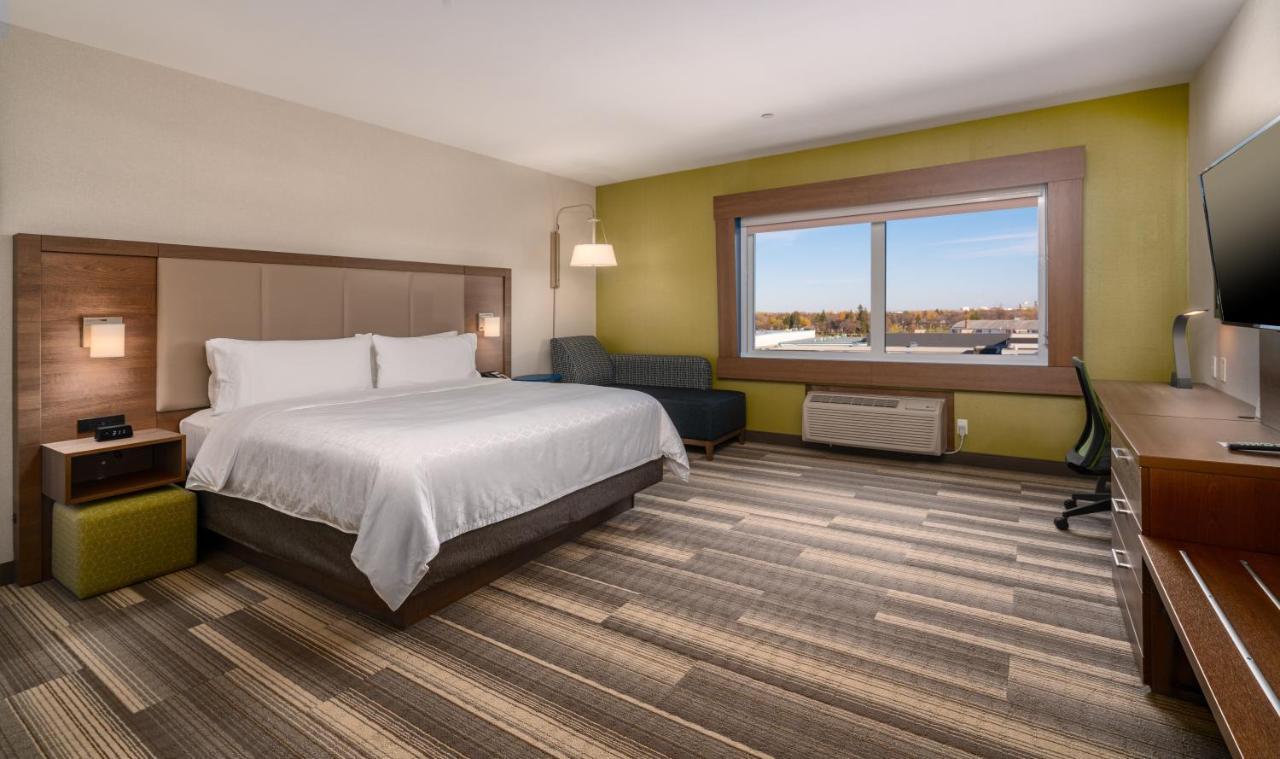 Holiday Inn Express & Suites - Brandon By Ihg Exterior foto